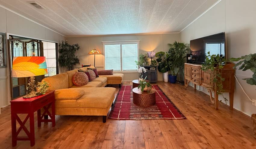 8108 Lakeview Dr N a Ellenton, FL Mobile or Manufactured Home for Sale